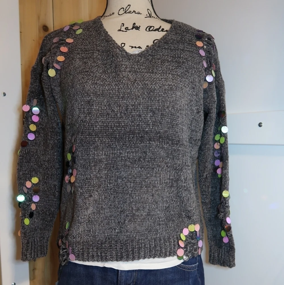 Charcoal Gray Distressed Sequin Sweater | S/M M/L - Picture 4 of 7